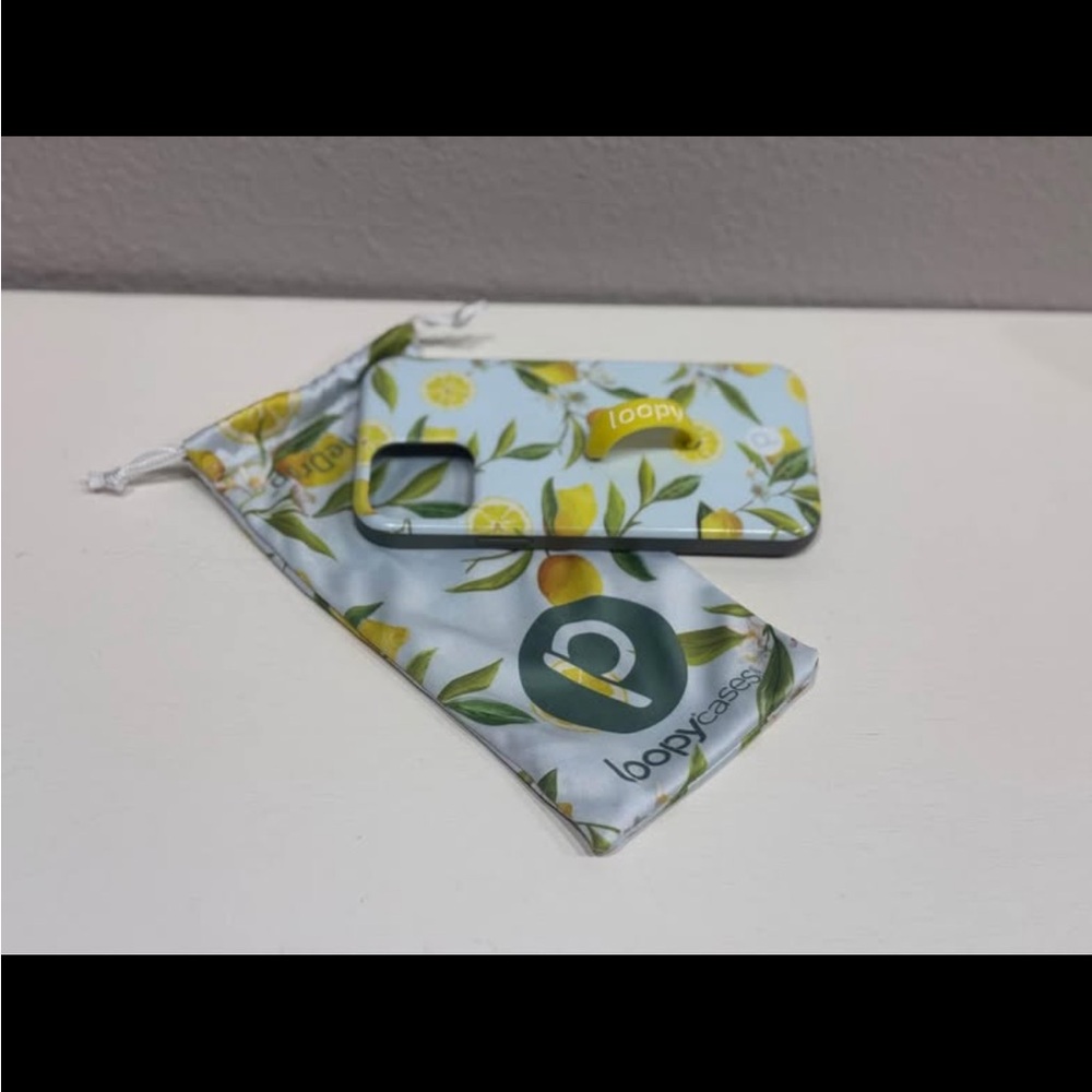 Loopy Case Lemon Pattern iPhone 12 Case